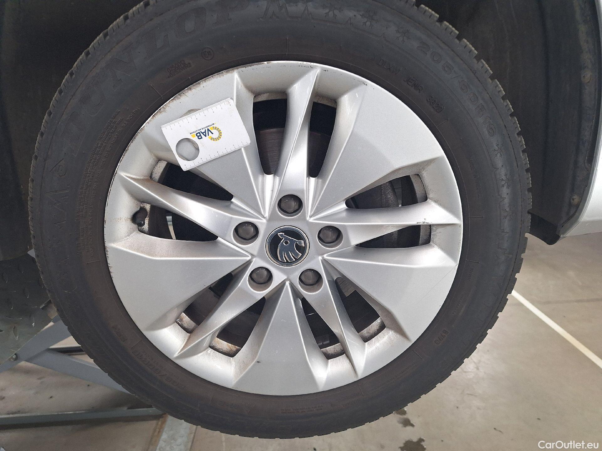  Skoda  Octavia Skoda,  Combi '20, Skoda  Combi 2.0 CRTDI 110kW DSG7 Ambition  #24