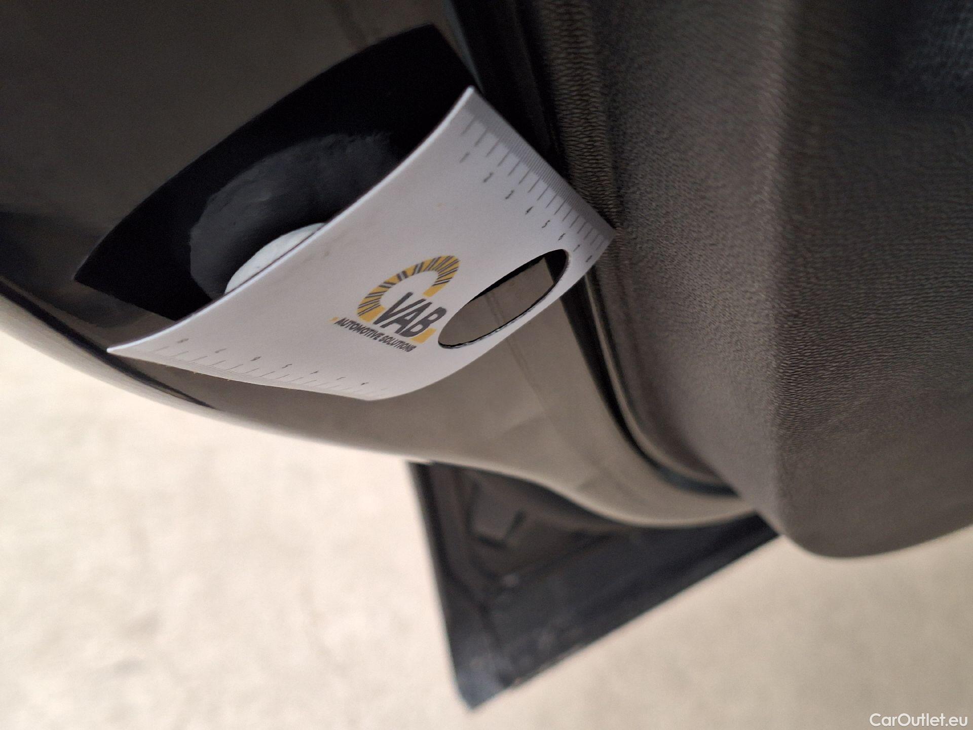  Peugeot  5008 Peugeot,  FL'20, Peugeot  1.5 BlueHDi 96kW S&S EAT8 GT 5d #12