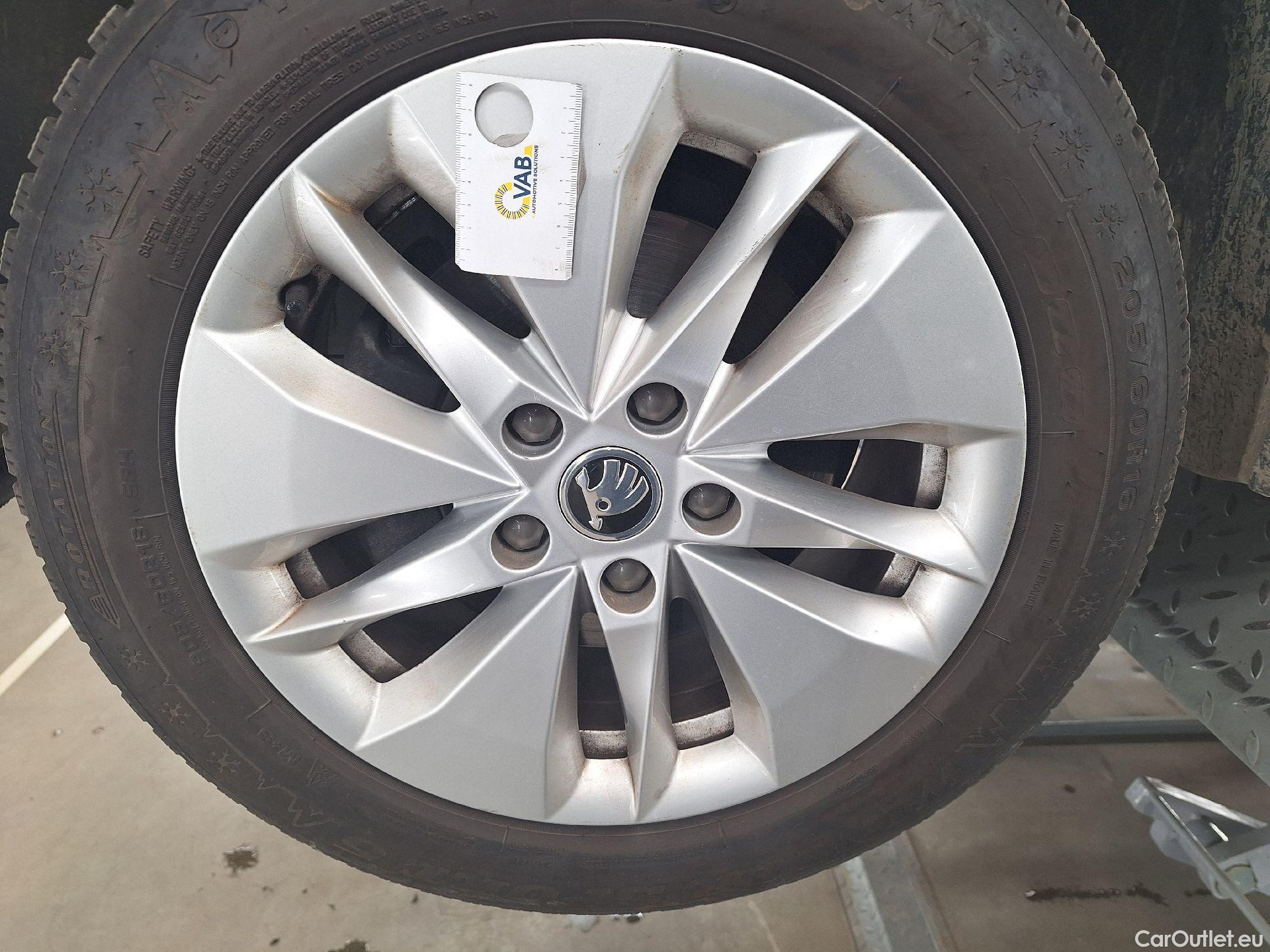  Skoda  Octavia Skoda,  Combi '20, Skoda  Combi 2.0 CRTDI 110kW DSG7 Ambition  #22