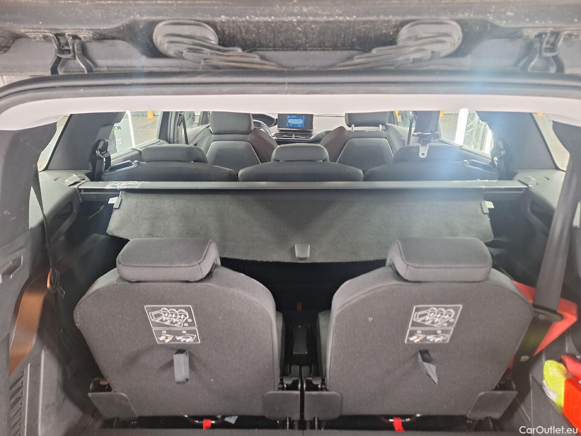  Peugeot  5008 Peugeot,  FL'20, Peugeot  1.5 BlueHDi 96kW S&S Active Pack 5d #1