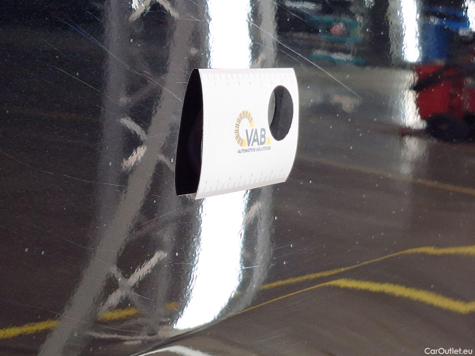  Peugeot  5008 Peugeot,  FL'20, Peugeot  1.5 BlueHDi 96kW S&S EAT8 GT 5d #34