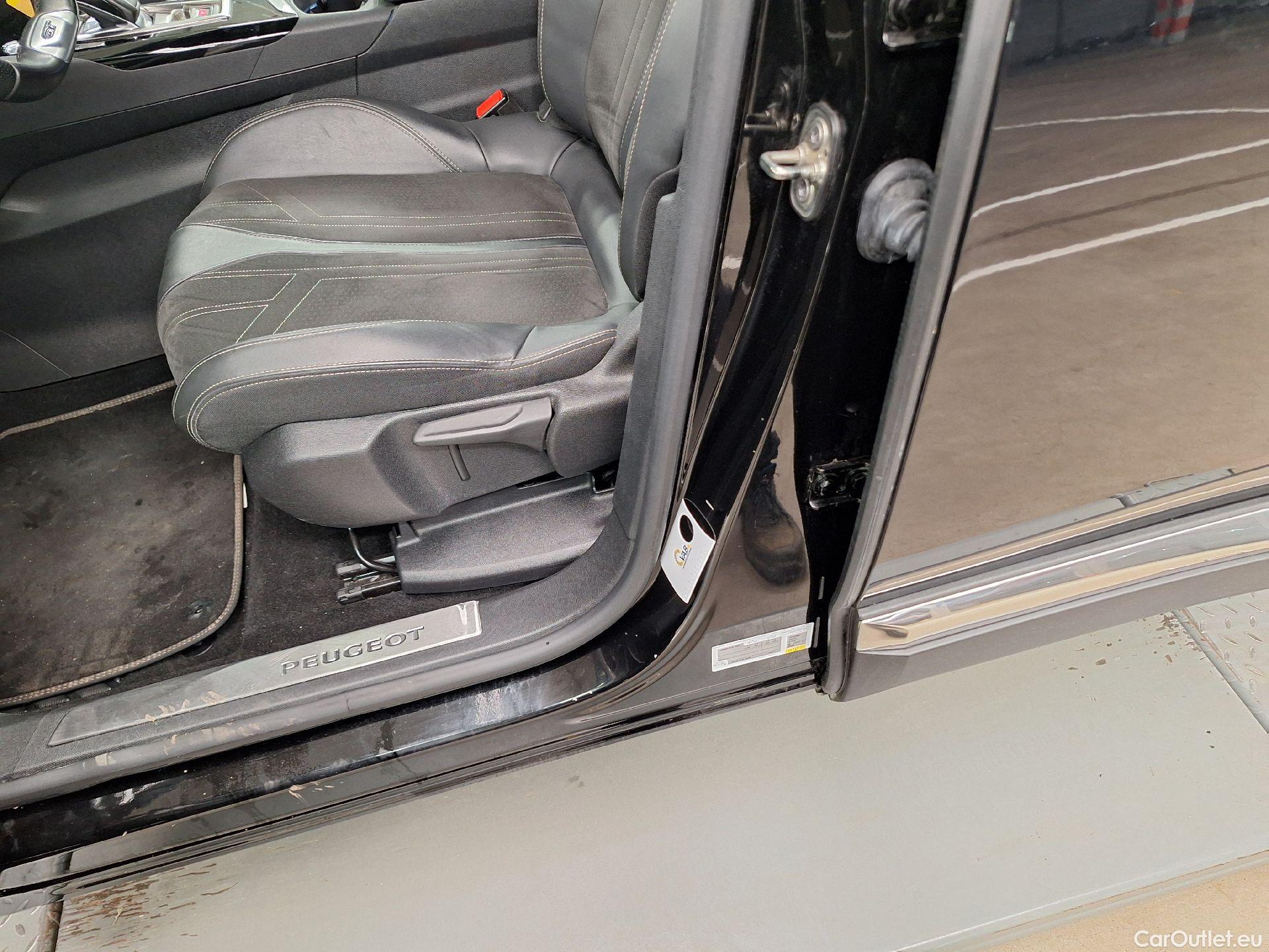  Peugeot  5008 Peugeot,  FL'20, Peugeot  1.5 BlueHDi 96kW S&S EAT8 GT 5d #6