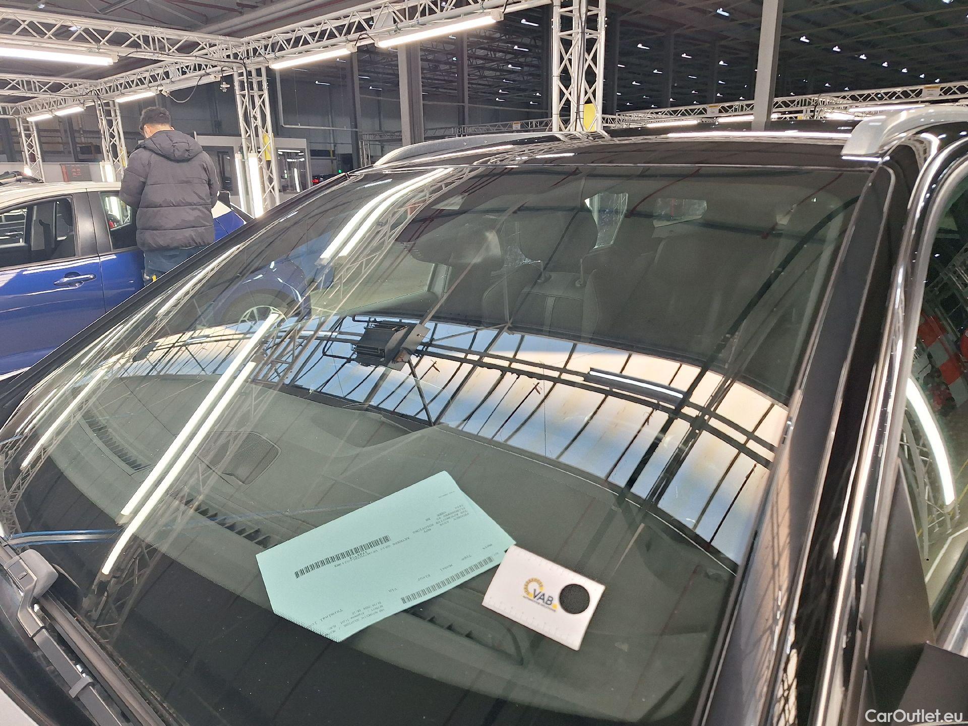  Peugeot  5008 Peugeot,  '16, Peugeot  1.5 BlueHDi 96kW S&S EAT8 GT Line 5d 7pl #4