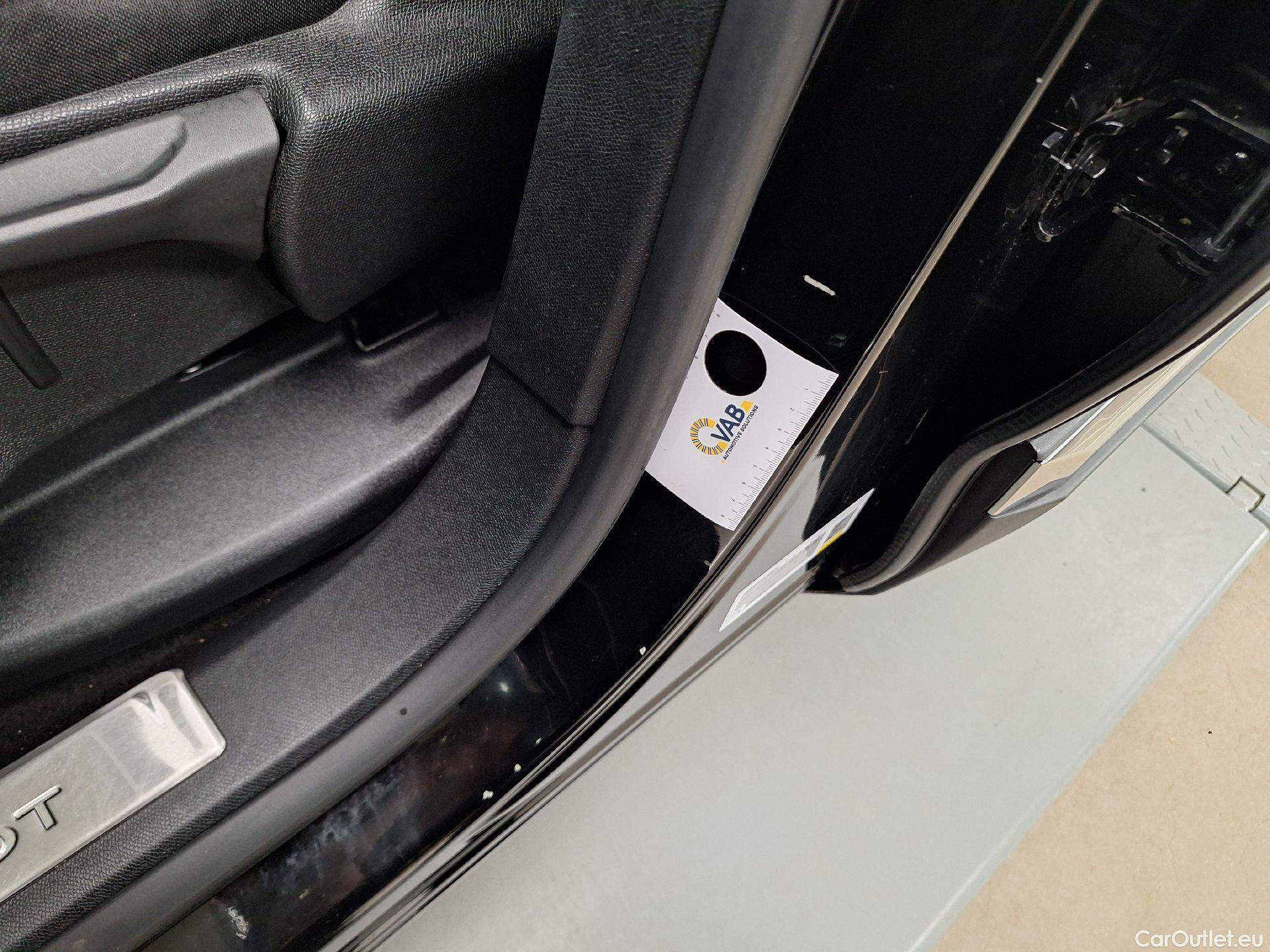  Peugeot  5008 Peugeot,  FL'20, Peugeot  1.5 BlueHDi 96kW S&S EAT8 GT 5d #7