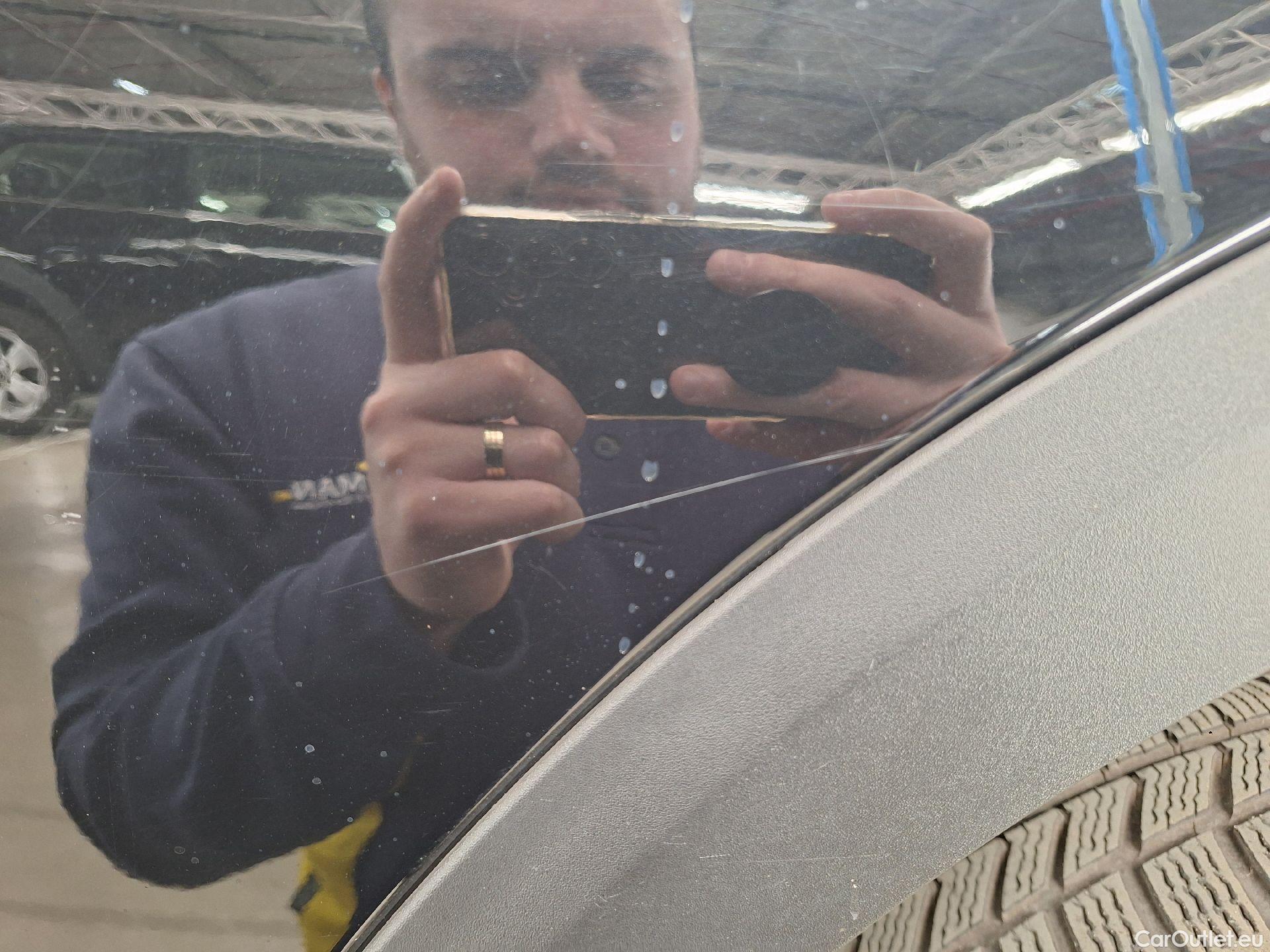  Peugeot  5008 Peugeot,  FL'20, Peugeot  1.5 BlueHDi 96kW S&S EAT8 GT 5d #50