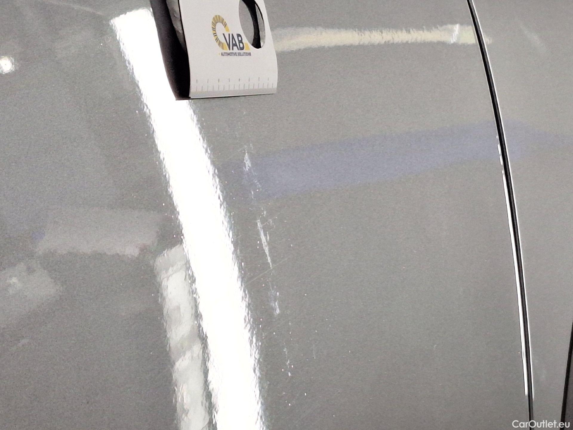  Peugeot  5008 Peugeot,  '16, Peugeot  1.5 BlueHDi 96kW S&S EAT8 GT Line 5d 7pl #39