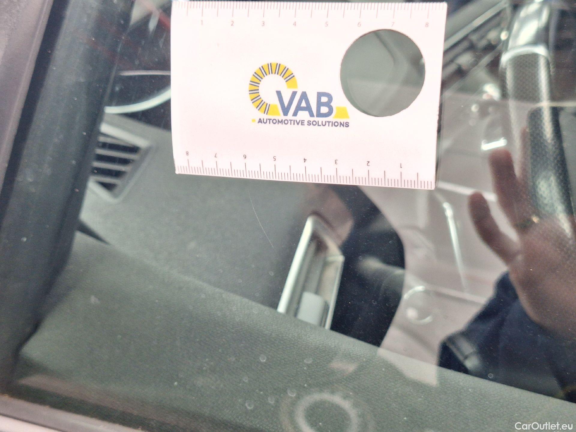  Peugeot  5008 Peugeot,  '16, Peugeot  1.5 BlueHDi 96kW S&S EAT8 GT Line 5d 7pl #17