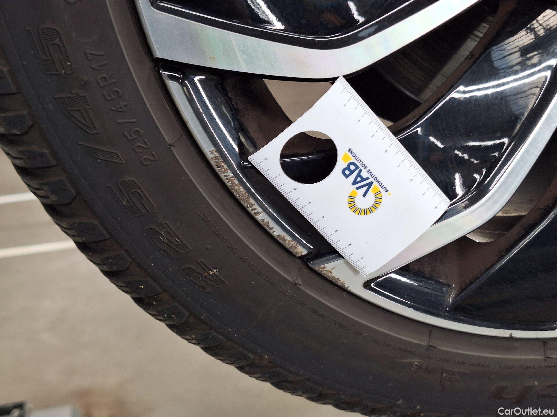  Volkswagen  Golf  VW, VIII '20, Volkswagen VIII 1.0 TSI 81kW Life Business 5d #41