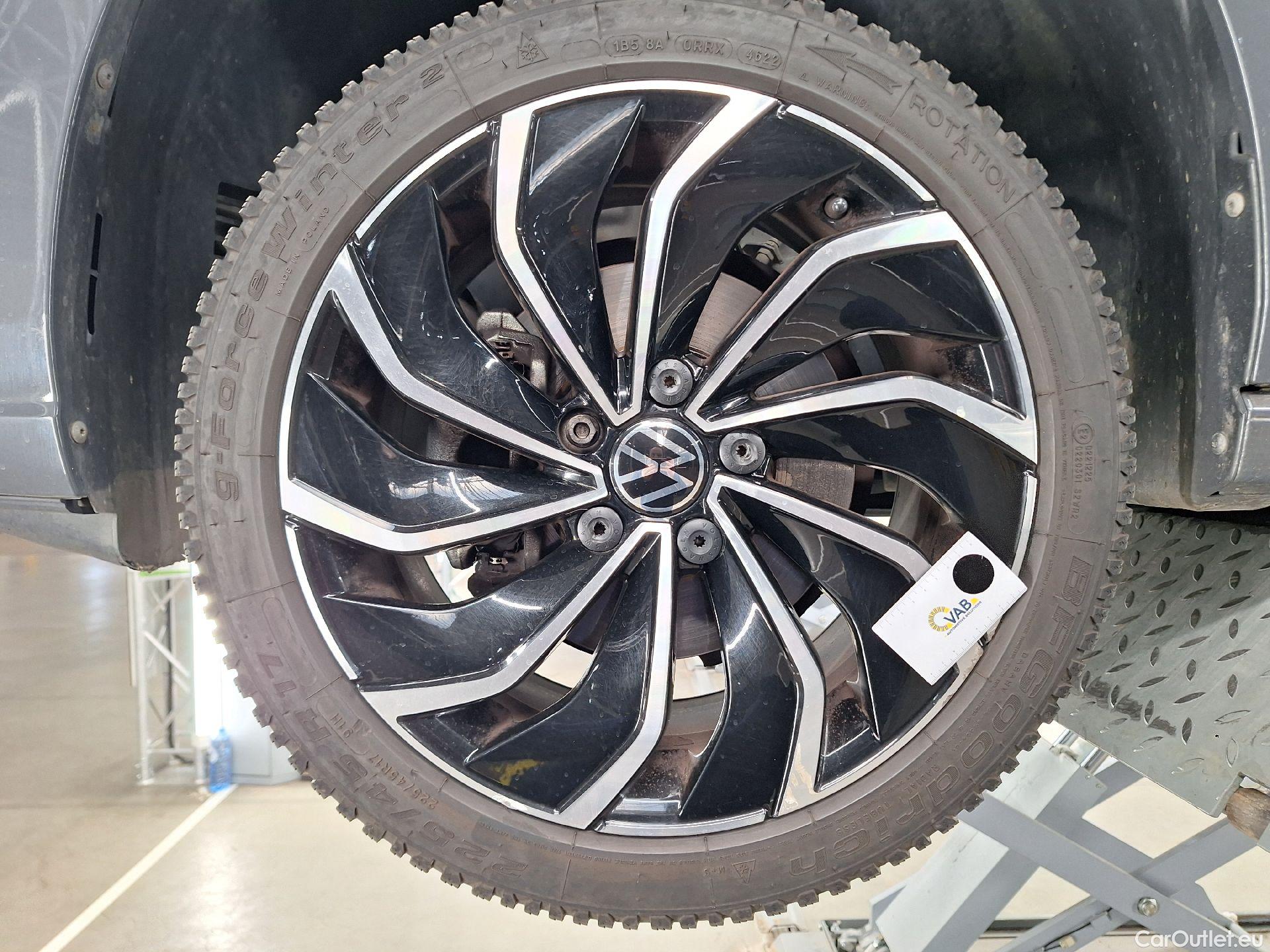  Volkswagen  Golf  VW, VIII '20, Volkswagen VIII 1.0 TSI 81kW Life Business 5d #31