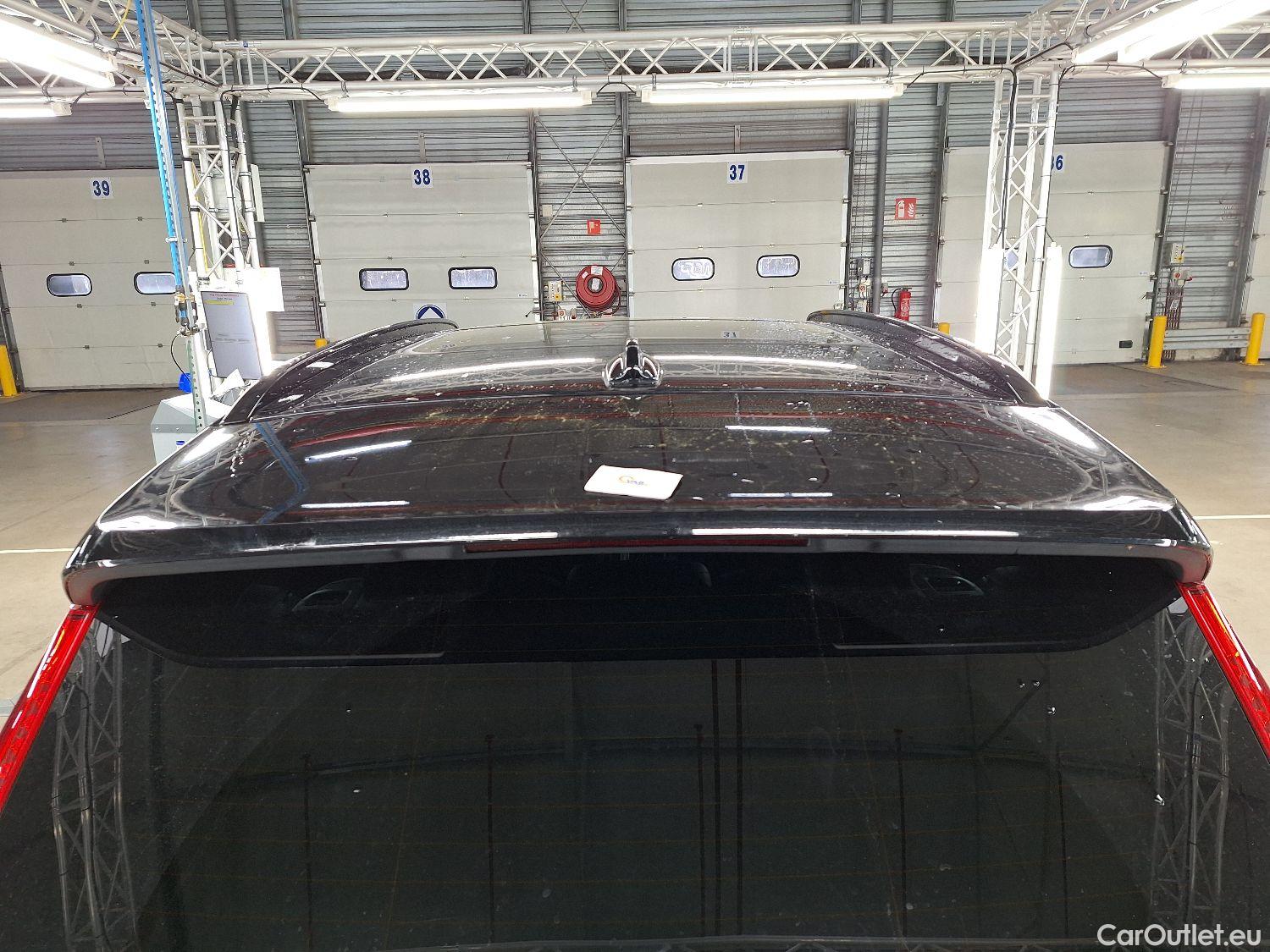  Volvo  XC 40 Volvo, XC40 '17, Volvo XC40 T4 Recharge Geartronic R-Design 5d #17