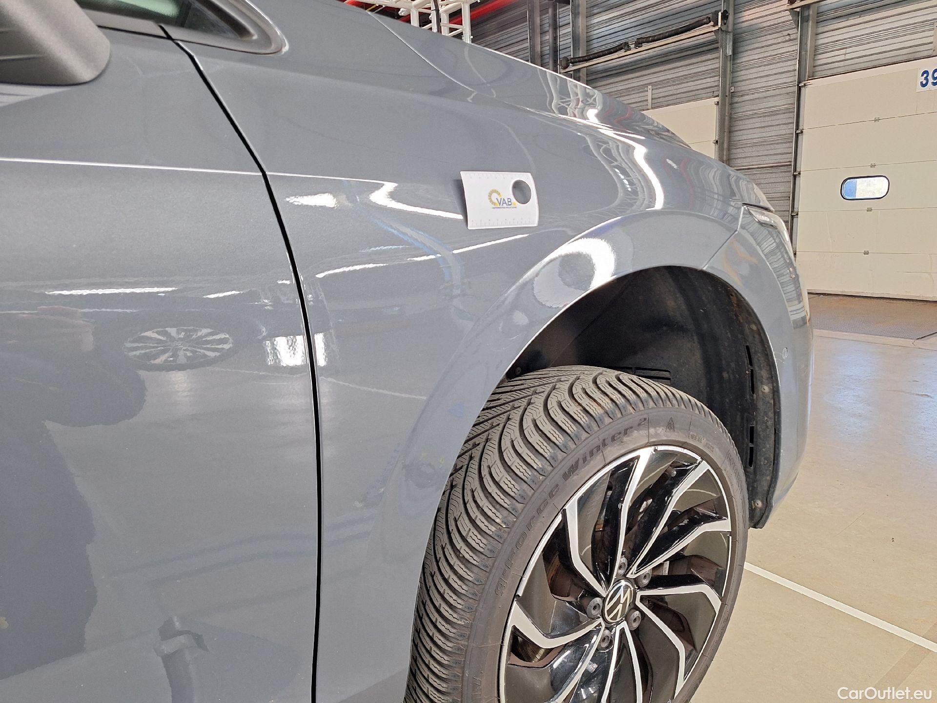  Volkswagen  Golf  VW, VIII '20, Volkswagen VIII 1.0 TSI 81kW Life Business 5d #26