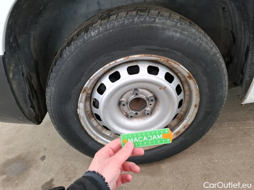  Citroen  Berlingo  Fourgon Club M 650 1.5 BlueHDi 75CV BVM5 E6dT #27