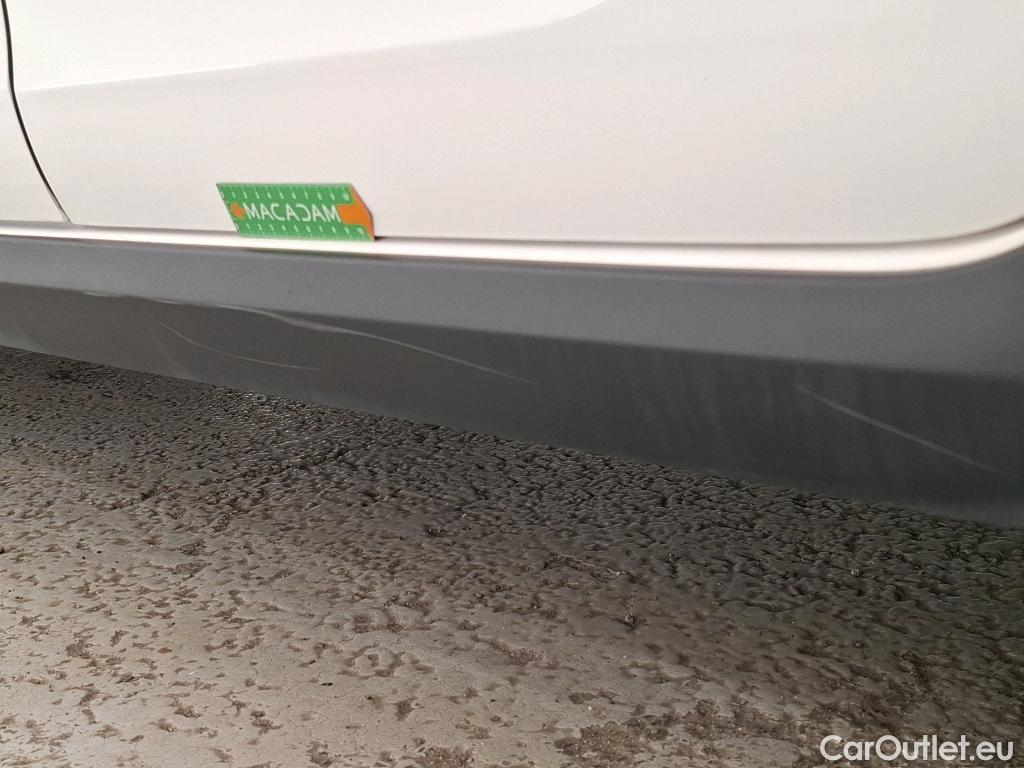  Citroen  C3  Société Feel Business R 1.5 BlueHDI 100CV BVM6 6E #8