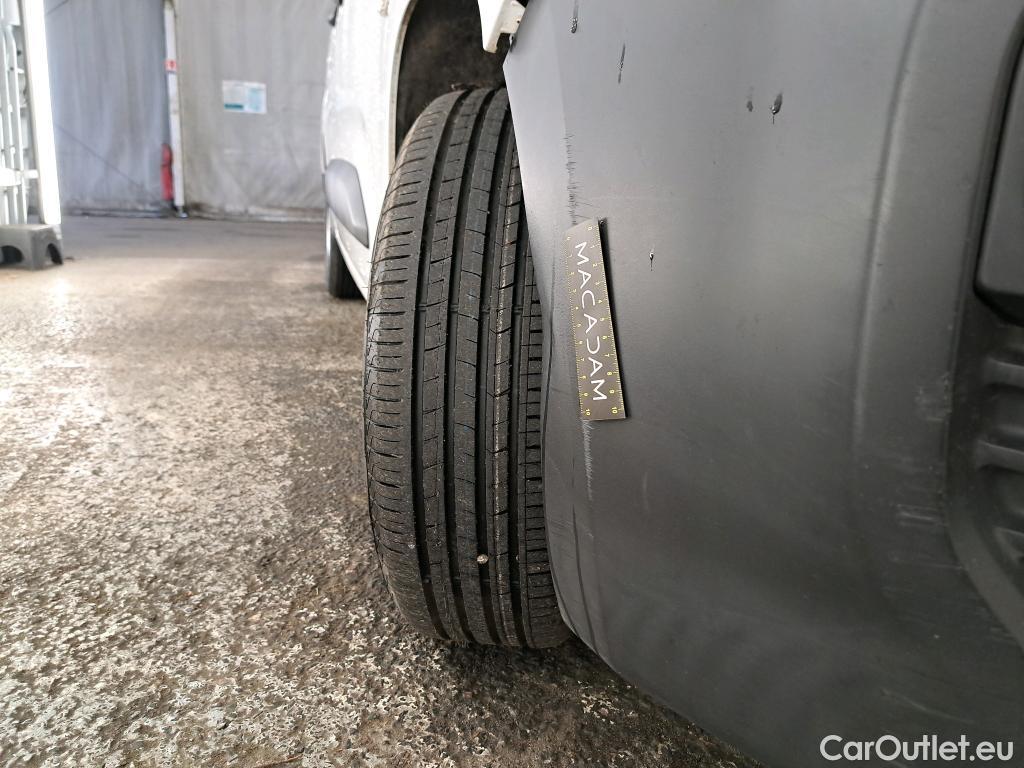  Citroen  Berlingo  Fourgon Club XL 950 1.5 BlueHDi 100CV BVM5 E6dT #6