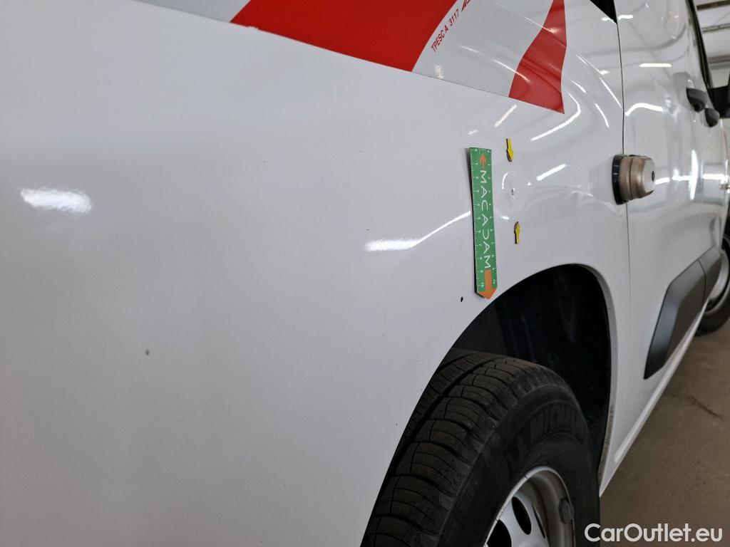  Citroen  Berlingo  Fourgon Worker M 1000 1.2 PureTech 130CV BVA8 E6d #9