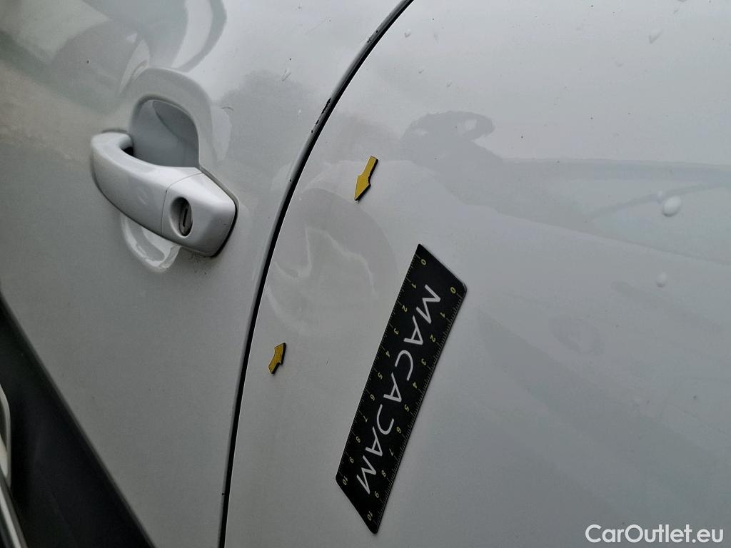  Citroen  C3 CITROEN  Société / 2020 / 5P / Berline / VU BlueHDi 100 S&S BVM Feel Nav #2