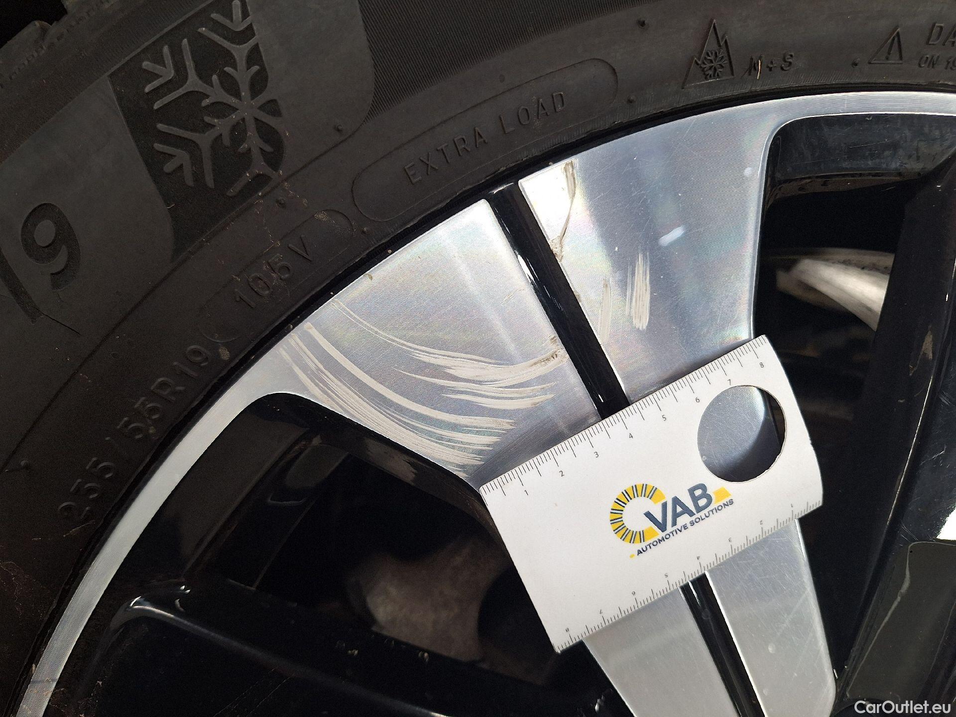  Volvo  XC60 Volvo,  FL'21 PHEV, Volvo  T6 PHEV 4x4 Plus Bright Aut. 5d #48