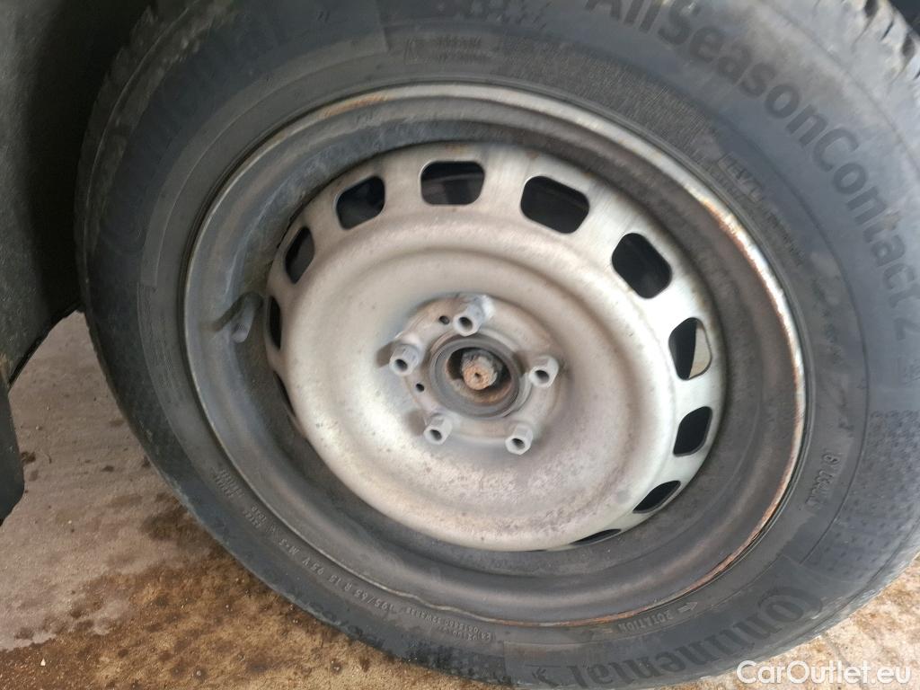  Citroen  Berlingo  Fourgon Club M 650 1.5 BlueHDi 75CV BVM5 E6dT #32