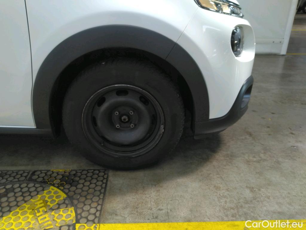  Citroen  C3  Société Feel Nav 1.5 BlueHDI 100CV BVM5 E6dT #13