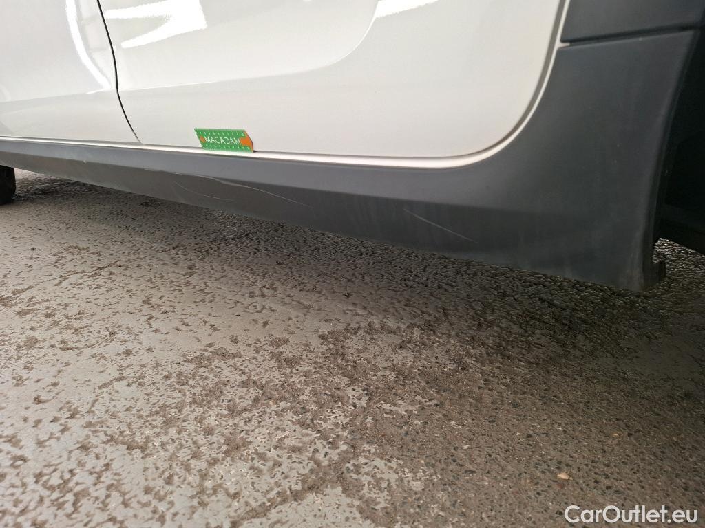  Citroen  C3  Société Feel Business R 1.5 BlueHDI 100CV BVM6 6E #7