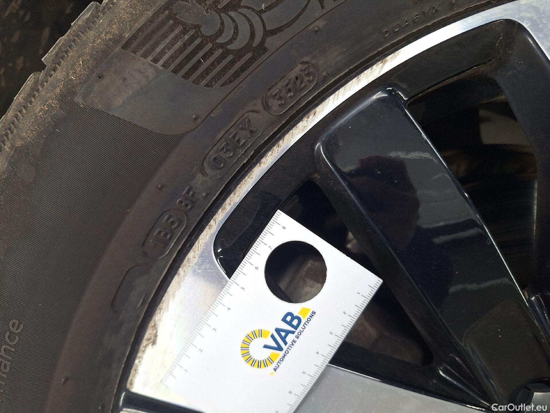  Volvo  XC60 Volvo,  FL'21 PHEV, Volvo  T6 PHEV 4x4 Plus Bright Aut. 5d #46