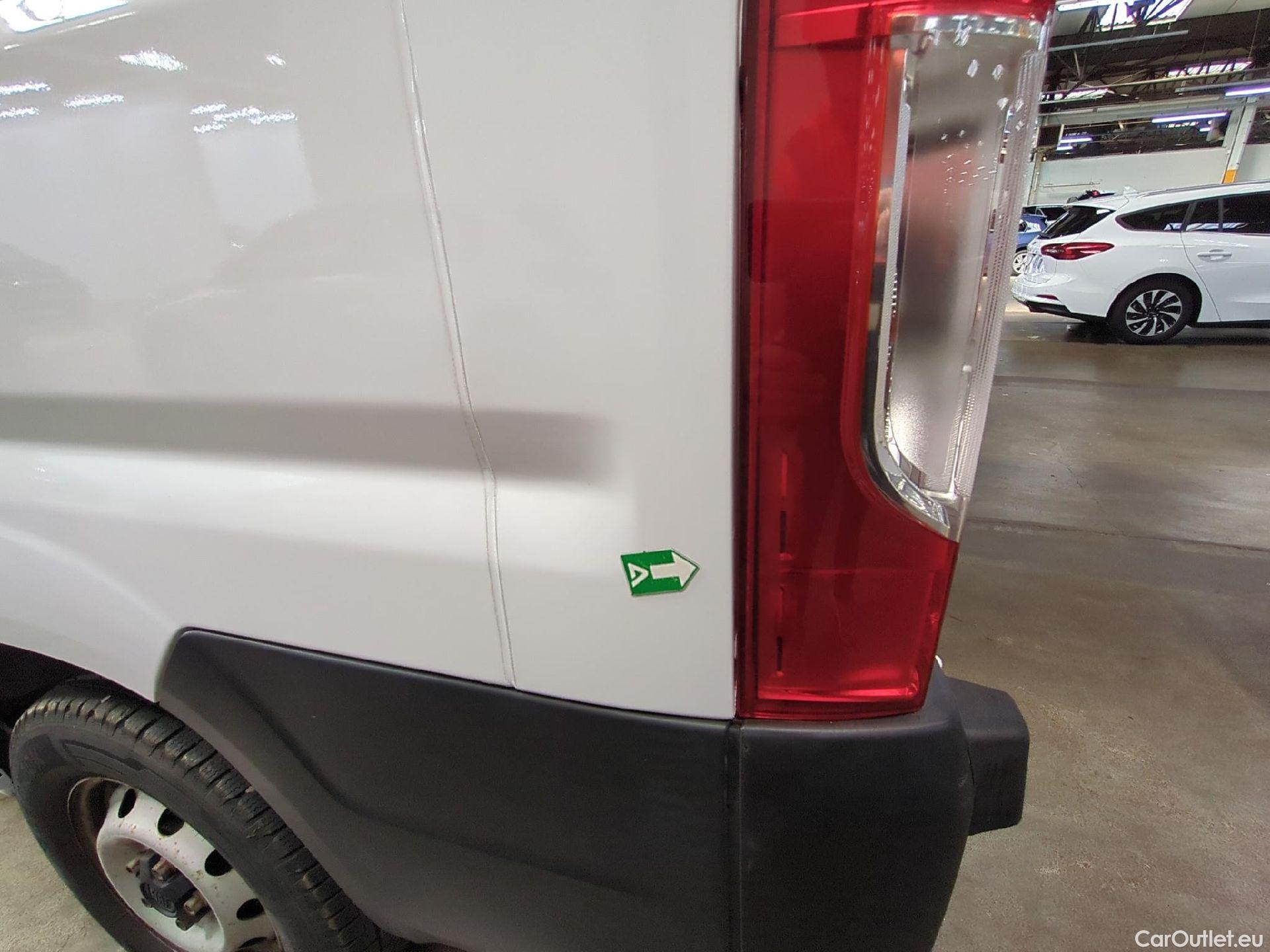  Fiat  Ducato FIAT  / 2014 / 4P / Fourgon tôlé 2.3 Multijet 120 3.0 M H2 Business #38