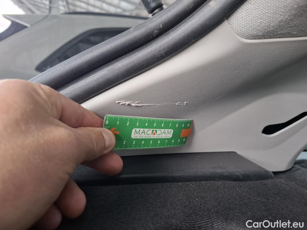  Citroen  C4 Cactus  Feel Nav Société 1.5 BlueHDi 100CV BVM6 E6d #19