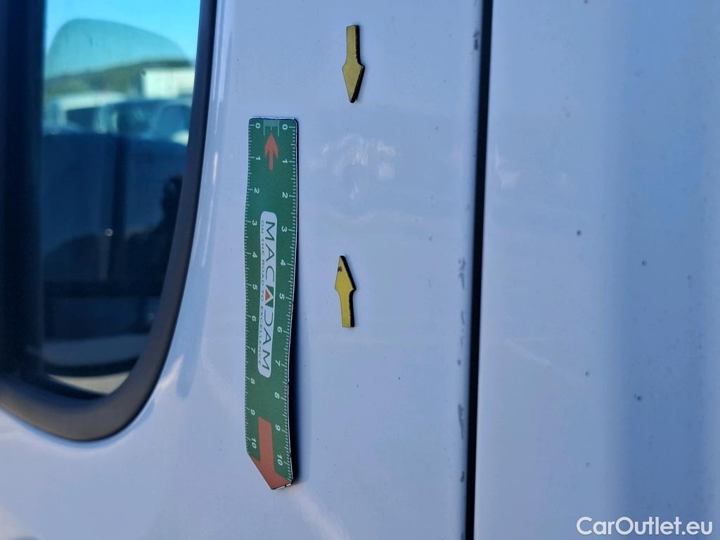  Citroen  Jumper CITROEN  / 2014 / 4P / Fourgon tôlé 4-35 L4H2 BlueHDi 165 S&S BVM6 Club #38