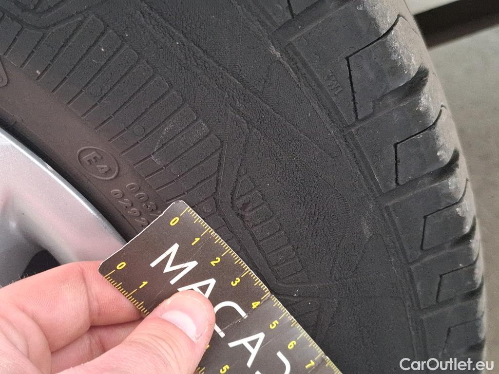  Ford  Transit  Fourgon TTS 310 L3 Trend #75