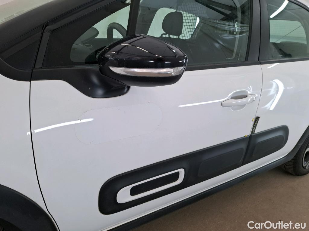  Citroen  C3  Société Feel 1.5 BlueHDI 100CV BVM6 E6dT #1