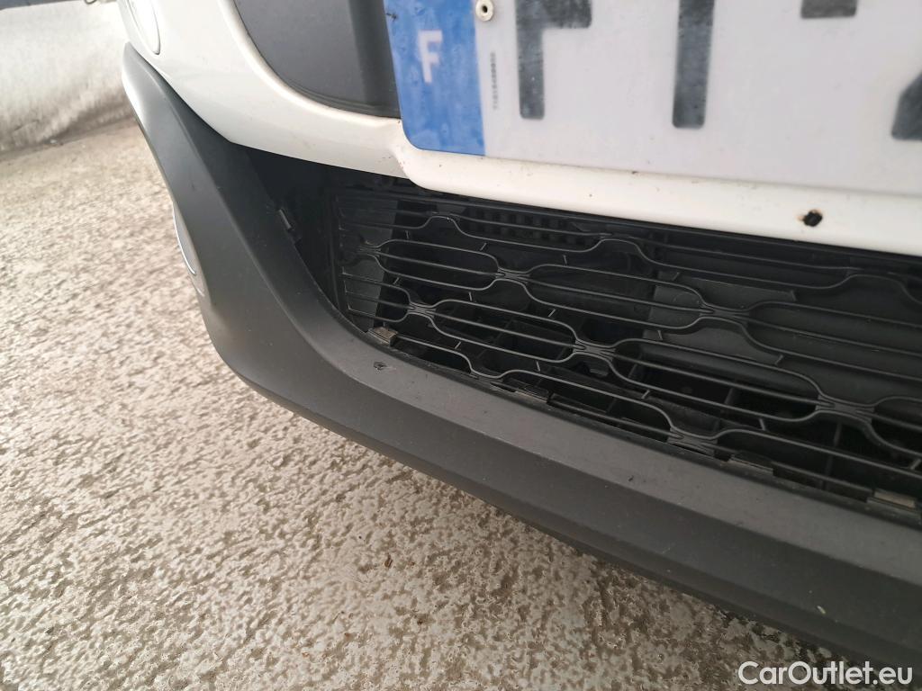  Citroen  C3  Société Feel 1.5 BlueHDI 100CV BVM5 E6dT #20