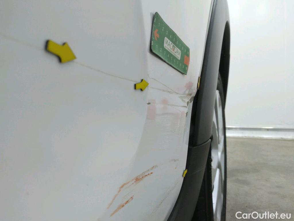  Citroen  C3  Société Feel Nav 1.5 BlueHDI 100CV BVM5 E6dT #2