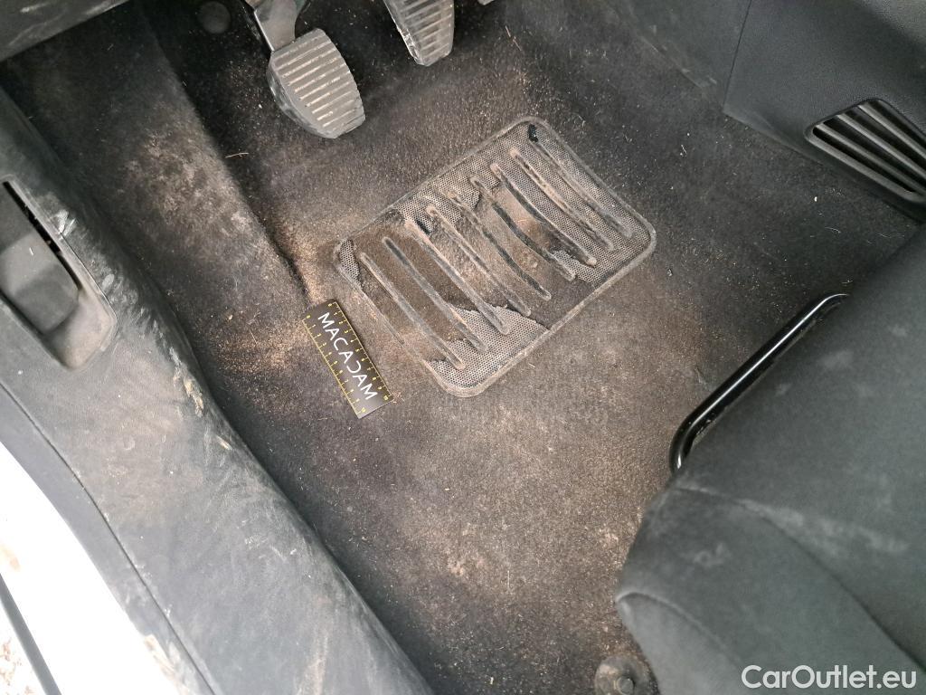  Citroen  C3  Société Feel 1.5 BlueHDI 100CV BVM5 E6dT #1