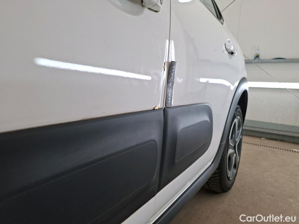  Citroen  C3  Société Feel 1.5 BlueHDI 100CV BVM6 E6dT #2