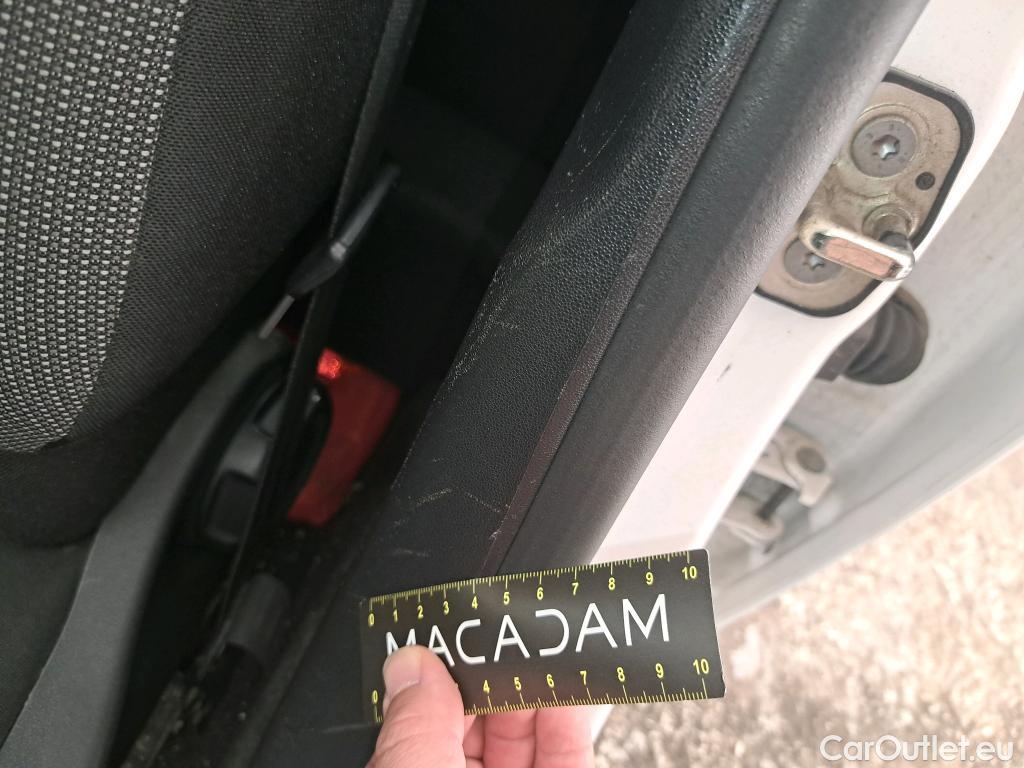  Citroen  C3  Société Feel 1.5 BlueHDI 100CV BVM5 E6dT #26