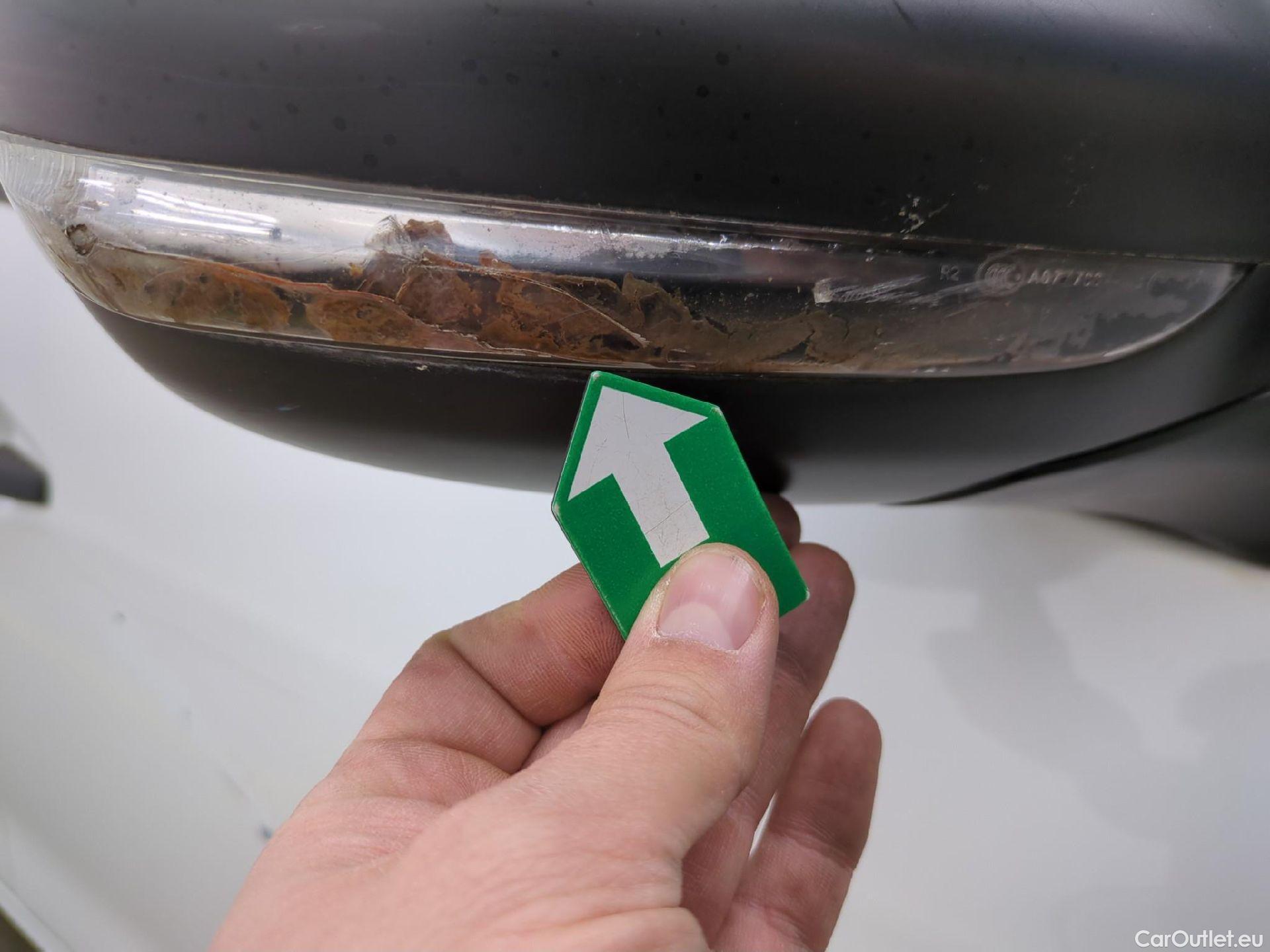  Peugeot  208  Affaire Premium 1.6 HDi 75CV BVM5 E6 #4