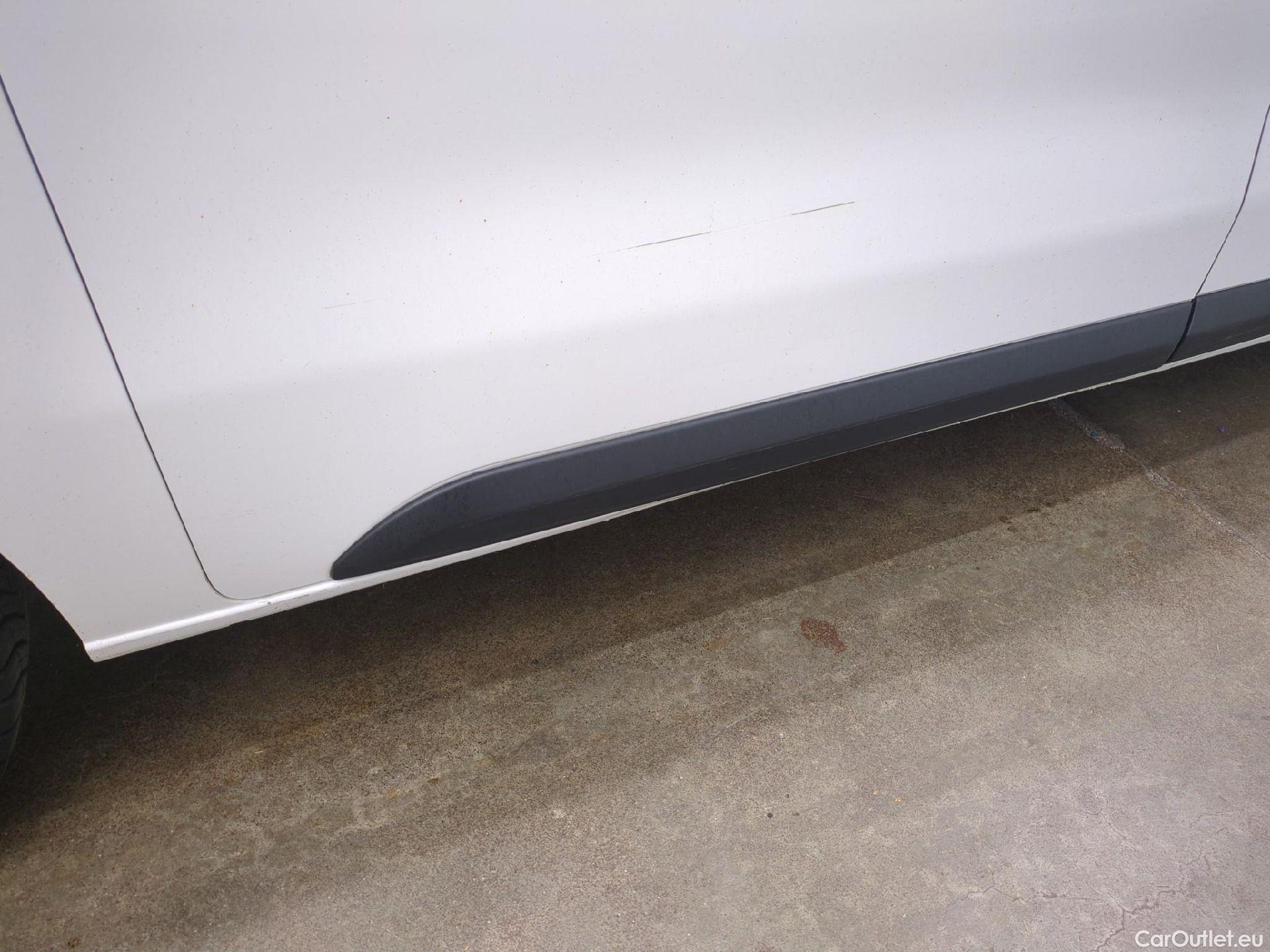  Peugeot  Expert  Fourgon Premium Pack Standard 1.6 HDi 95CV BVM5 E6 #39