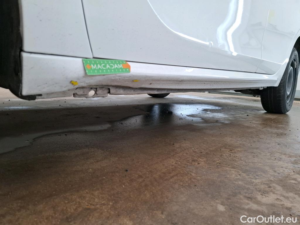  Peugeot  208  Affaire Premium 1.5 HDi 100CV BVM5 E6dT #6