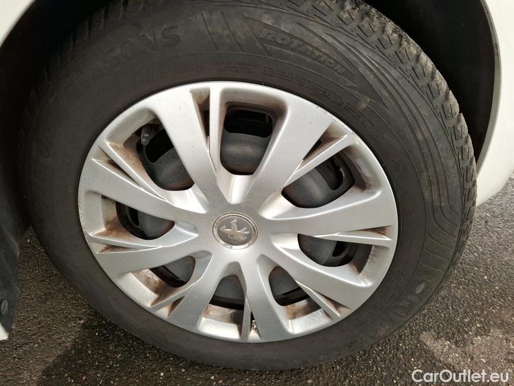  Peugeot  208  Affaire Premium Pack 1.5 HDi 100CV BVM5 E6dT #45