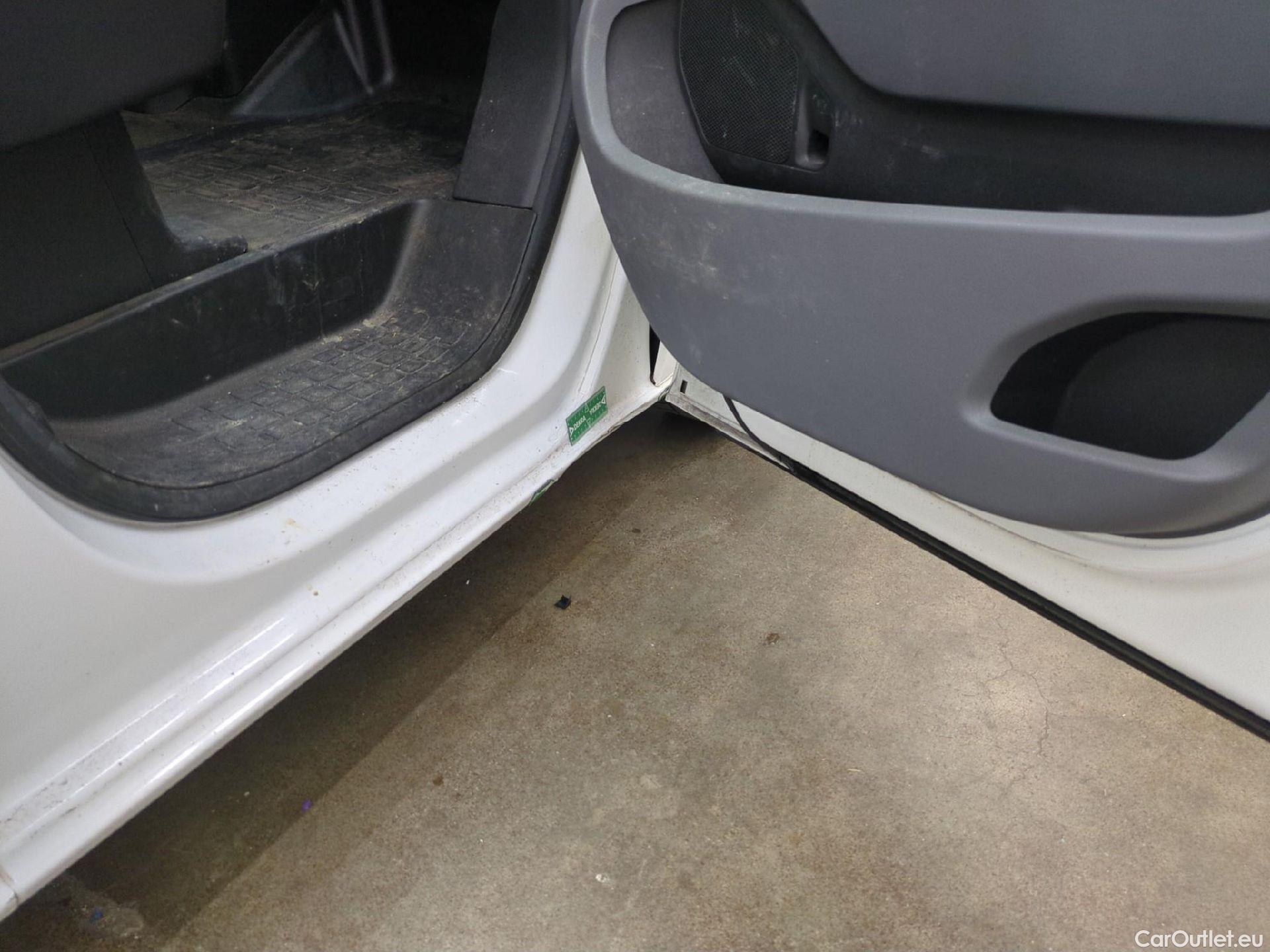  Peugeot  Expert  Fourgon Premium Pack Standard 1.6 HDi 95CV BVM5 E6 #41