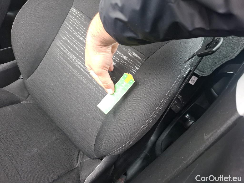  Peugeot  208  Affaire Premium 1.5 HDi 100CV BVM5 E6dT #29