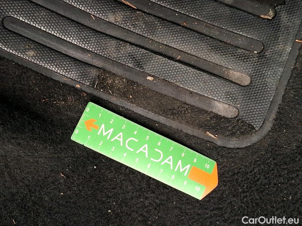  Peugeot  208  Affaire Premium 1.5 HDi 100CV BVM5 E6dT #4