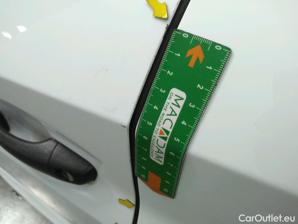  Peugeot  208  Premium 1.5 HDi 100CV BVM6 E6d #4