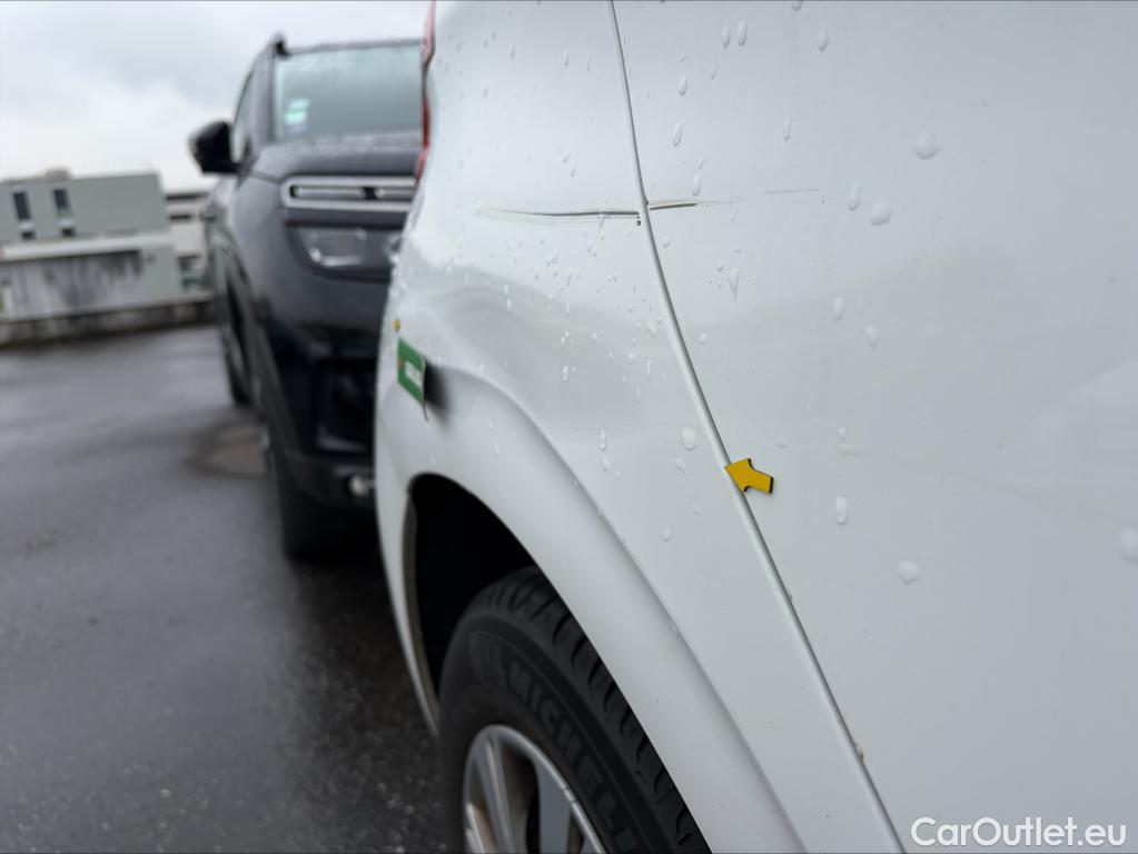  Peugeot  208  Affaire Premium 1.5 HDi 100CV BVM5 E6dT #11