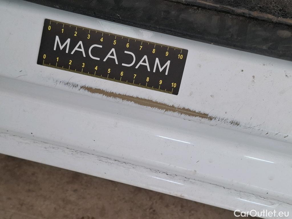  Peugeot  Expert PEUGEOT  / 2016 / 4P / Fourgon tôlé 1.5 BLUEHDI 120 S&S STANDARD PREMIUM #2