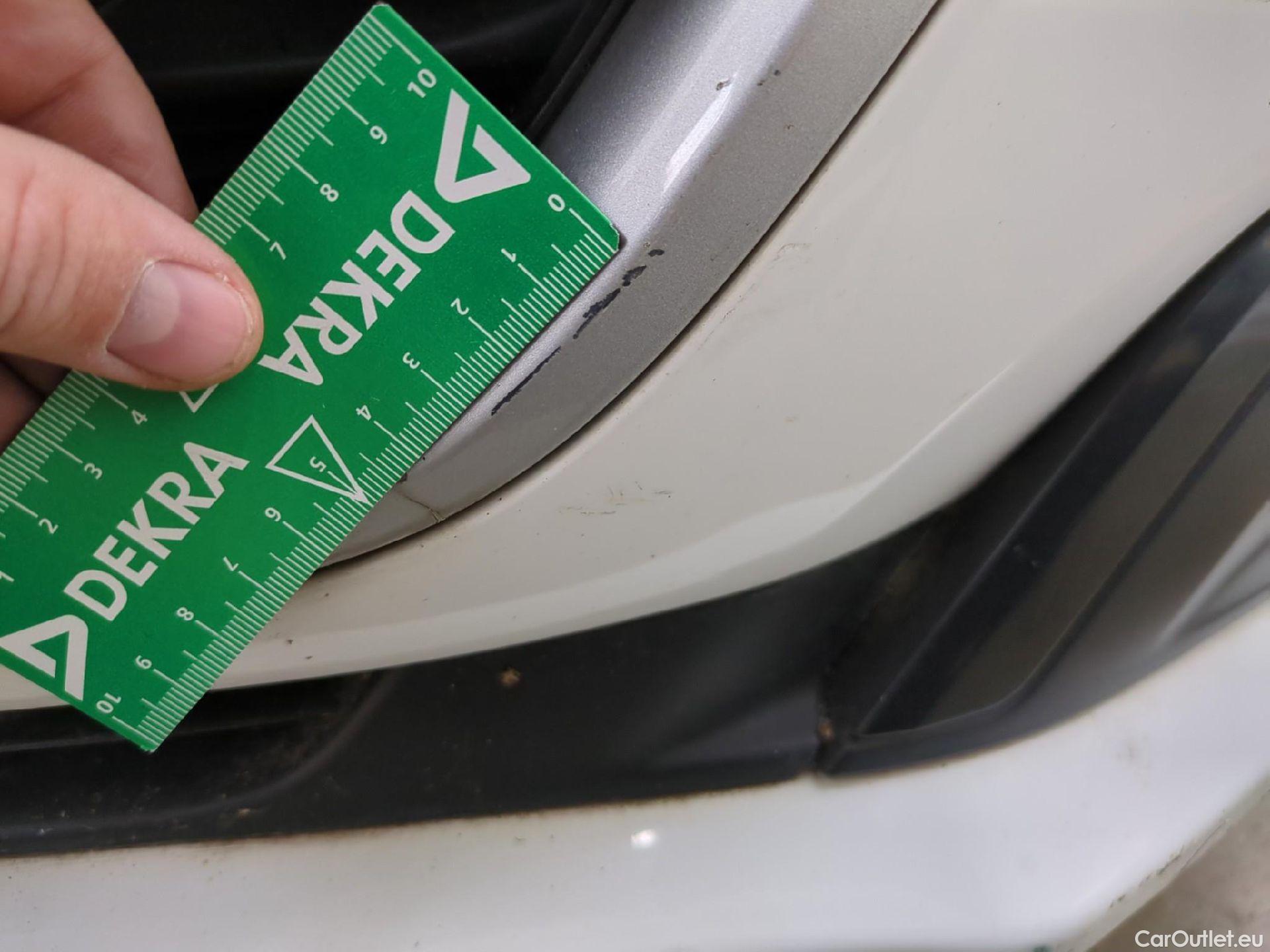  Peugeot  208  Affaire Premium 1.6 HDi 75CV BVM5 E6 #43