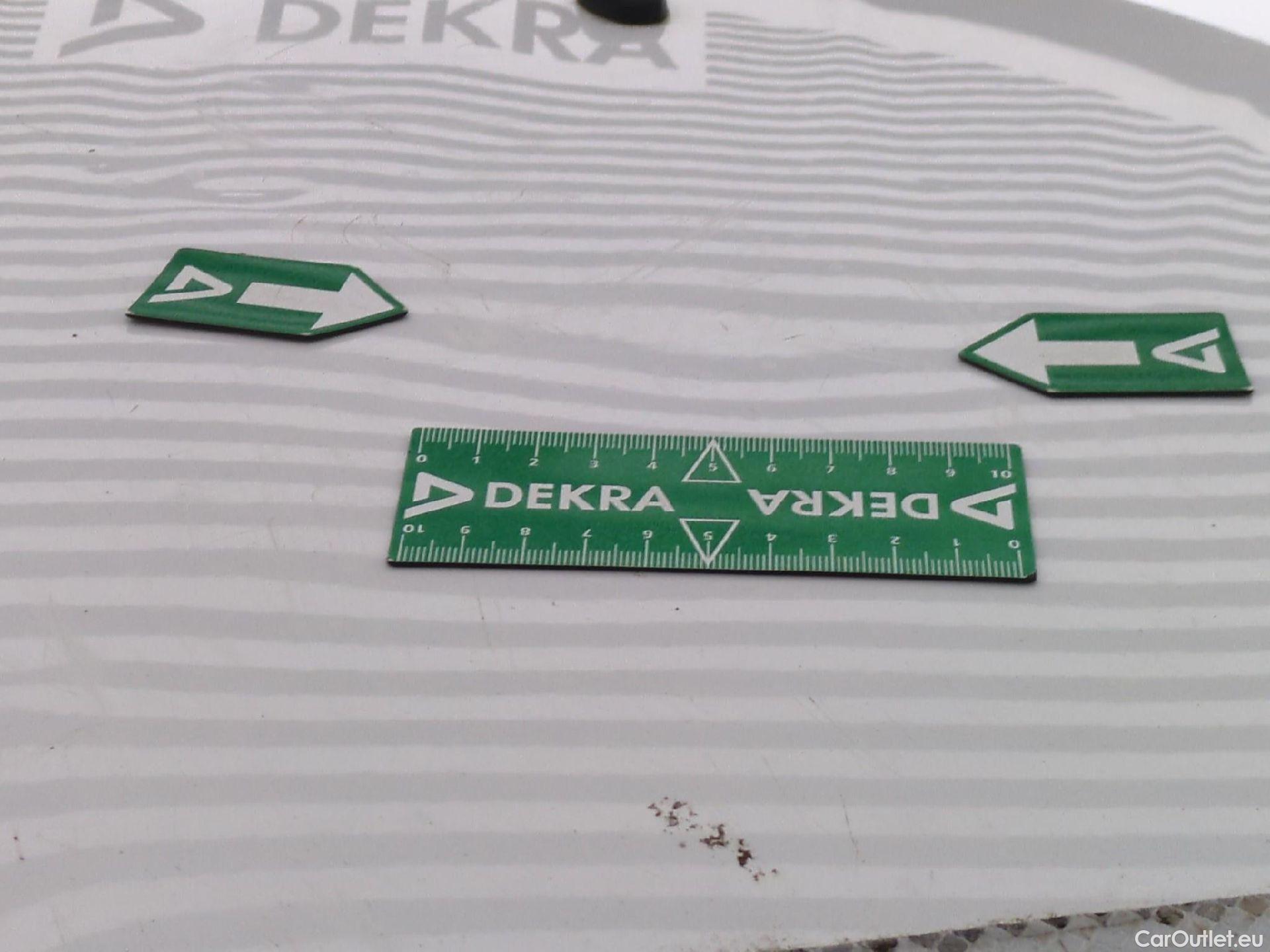  Peugeot  208  Affaire Premium 1.6 HDi 75CV BVM5 E6 #49