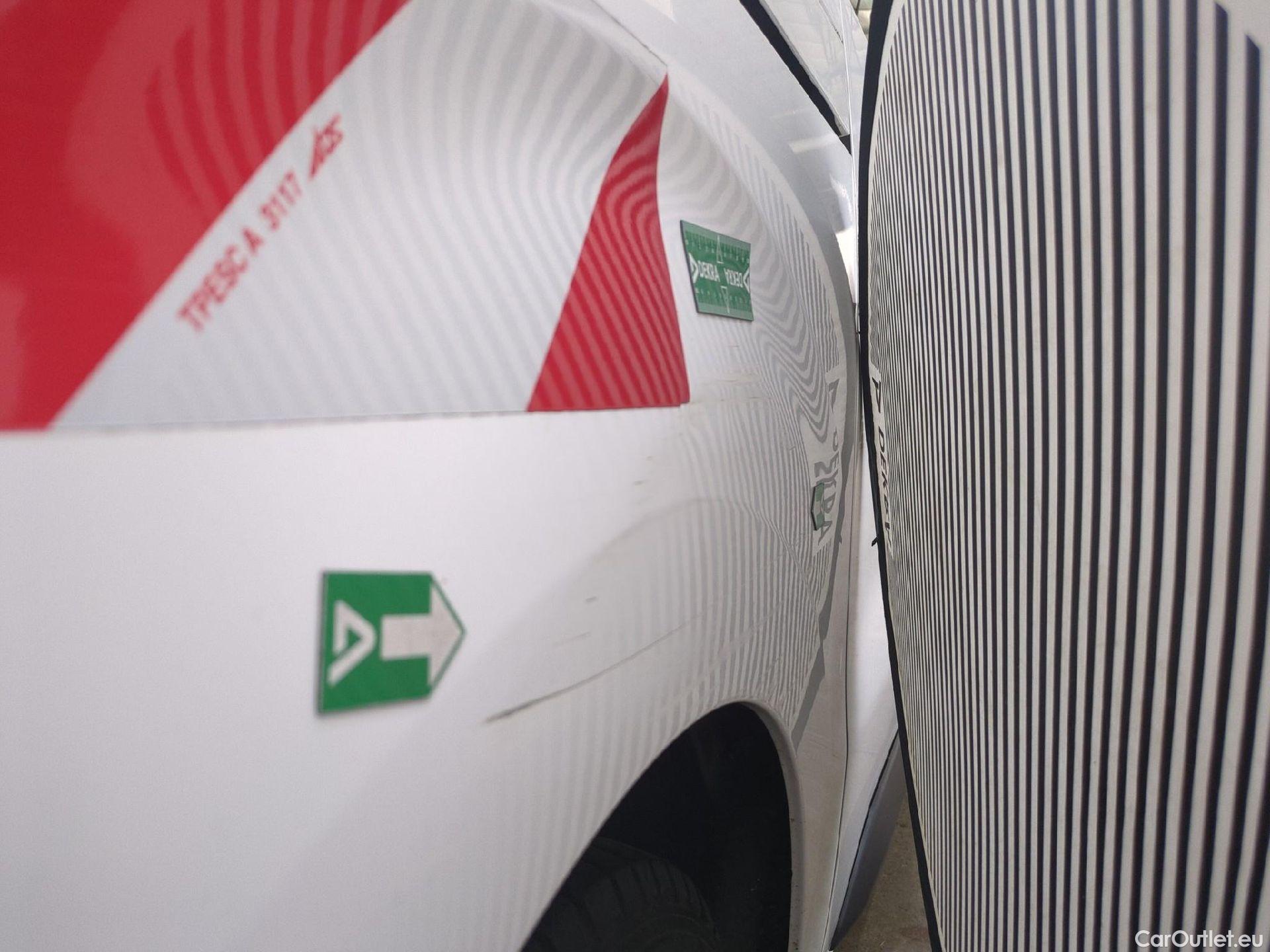  Peugeot  Expert  Fourgon Premium Pack Standard 1.6 HDi 95CV BVM5 E6 #29