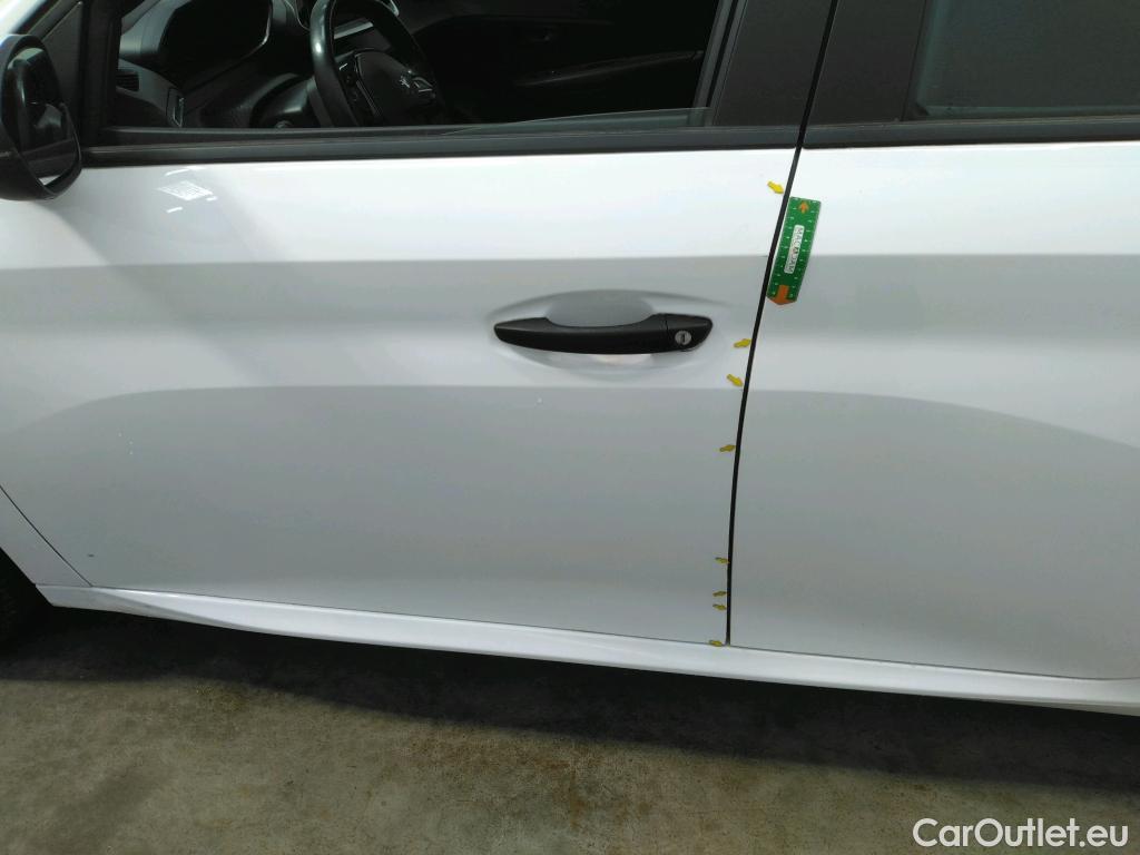  Peugeot  208  Premium 1.5 HDi 100CV BVM6 E6d #3