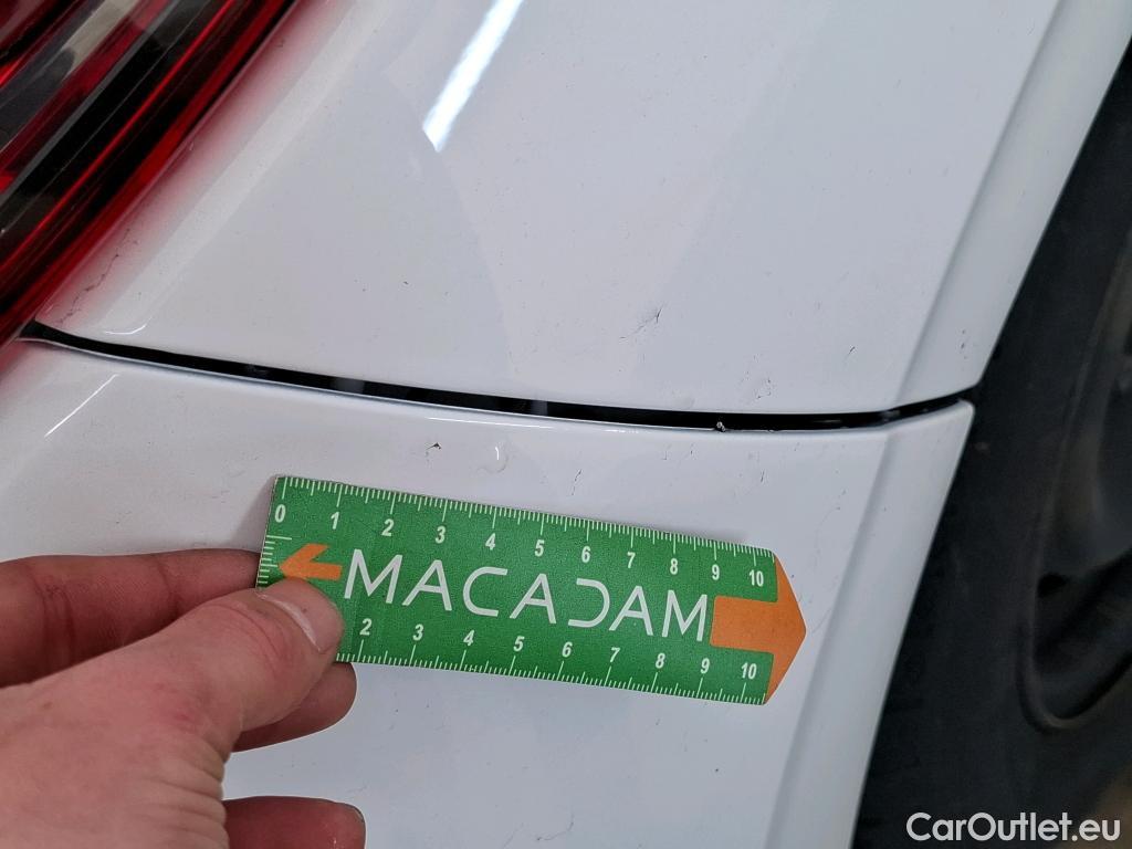  Peugeot  208  Affaire Premium 1.5 HDi 100CV BVM5 E6dT #30